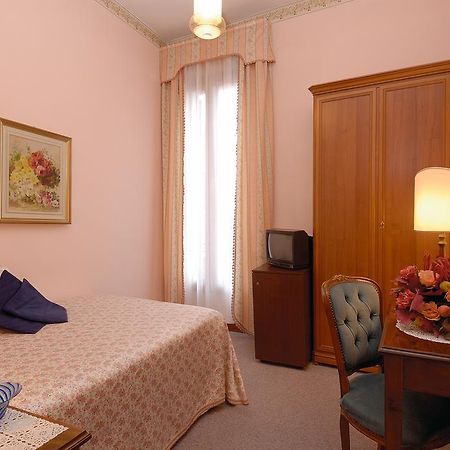 De L'Alboro Hotell Venedig Exteriör bild