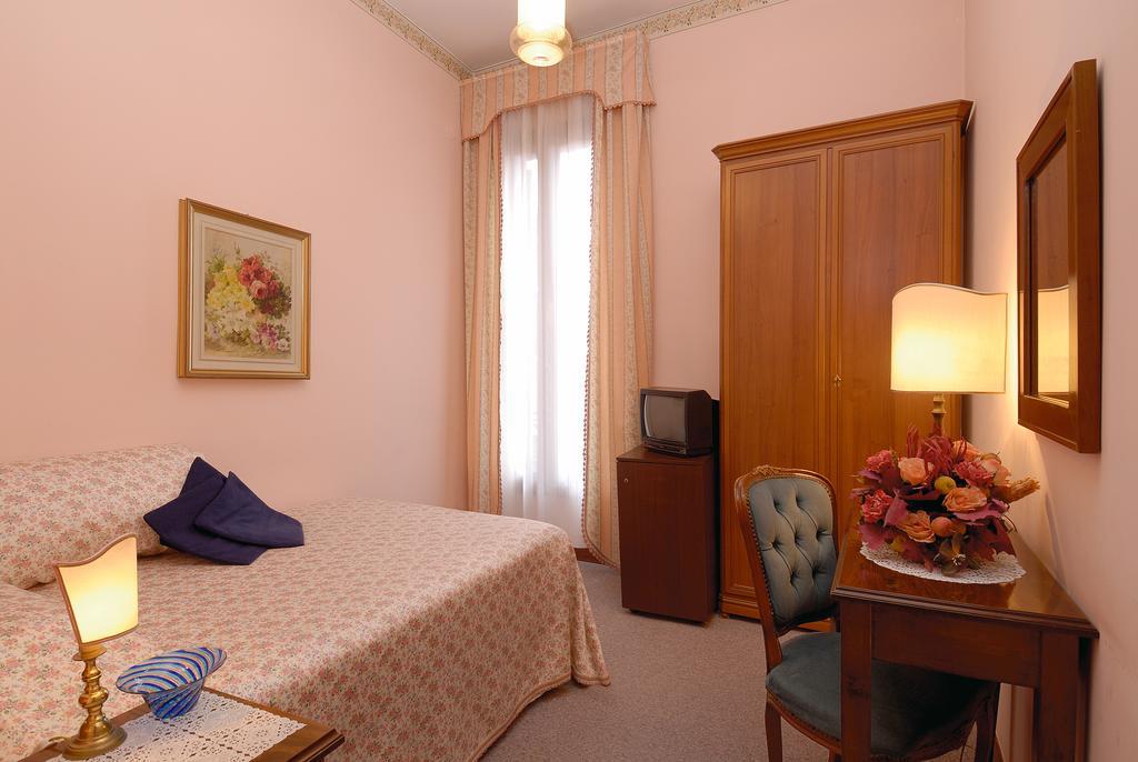 De L'Alboro Hotell Venedig Exteriör bild