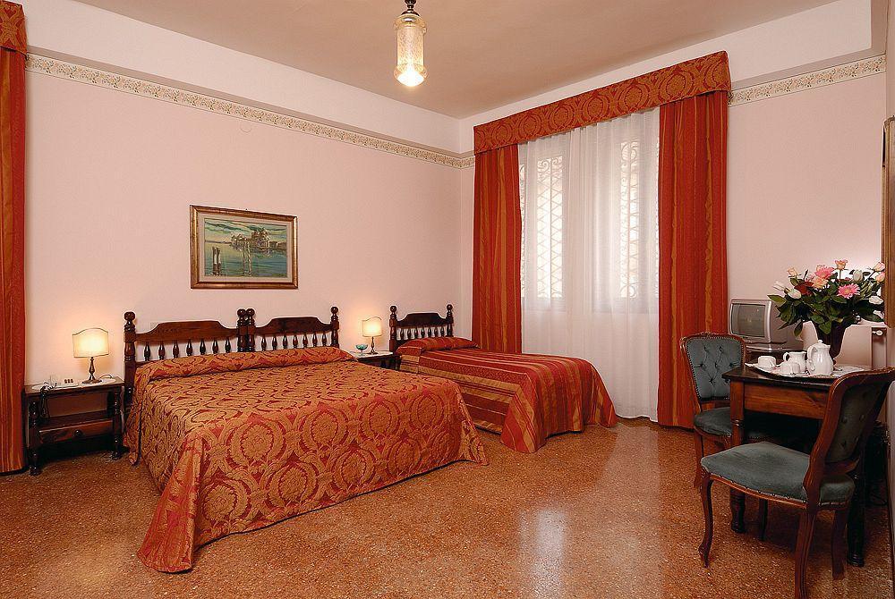De L'Alboro Hotell Venedig Exteriör bild