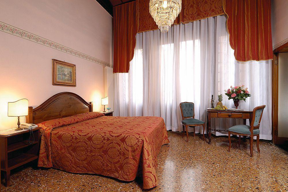 De L'Alboro Hotell Venedig Exteriör bild