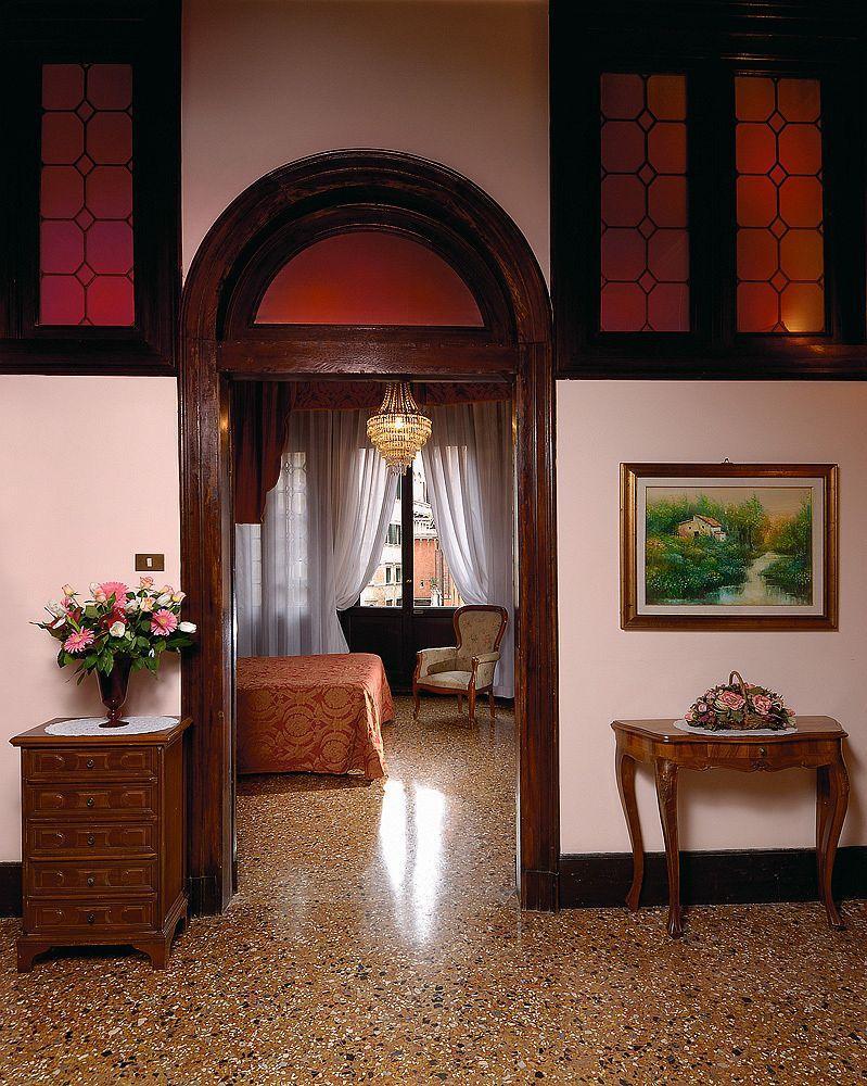 De L'Alboro Hotell Venedig Exteriör bild