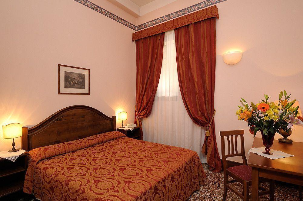 De L'Alboro Hotell Venedig Exteriör bild